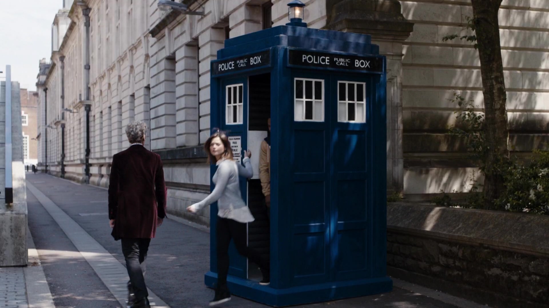 Doctor_Who_9x10-Sleep_No_More_0113.jpg