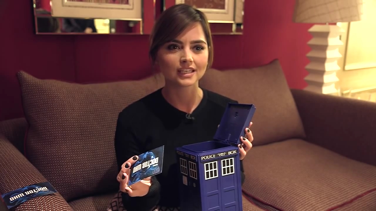 Jenna_Coleman_Questions_from_the_TARDIS_Tin_28129_mp40060.jpg