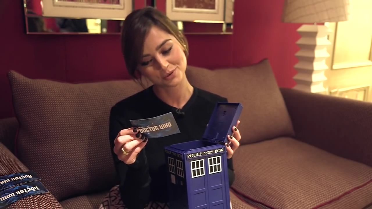 Jenna_Coleman_Questions_from_the_TARDIS_Tin_28129_mp40071.jpg