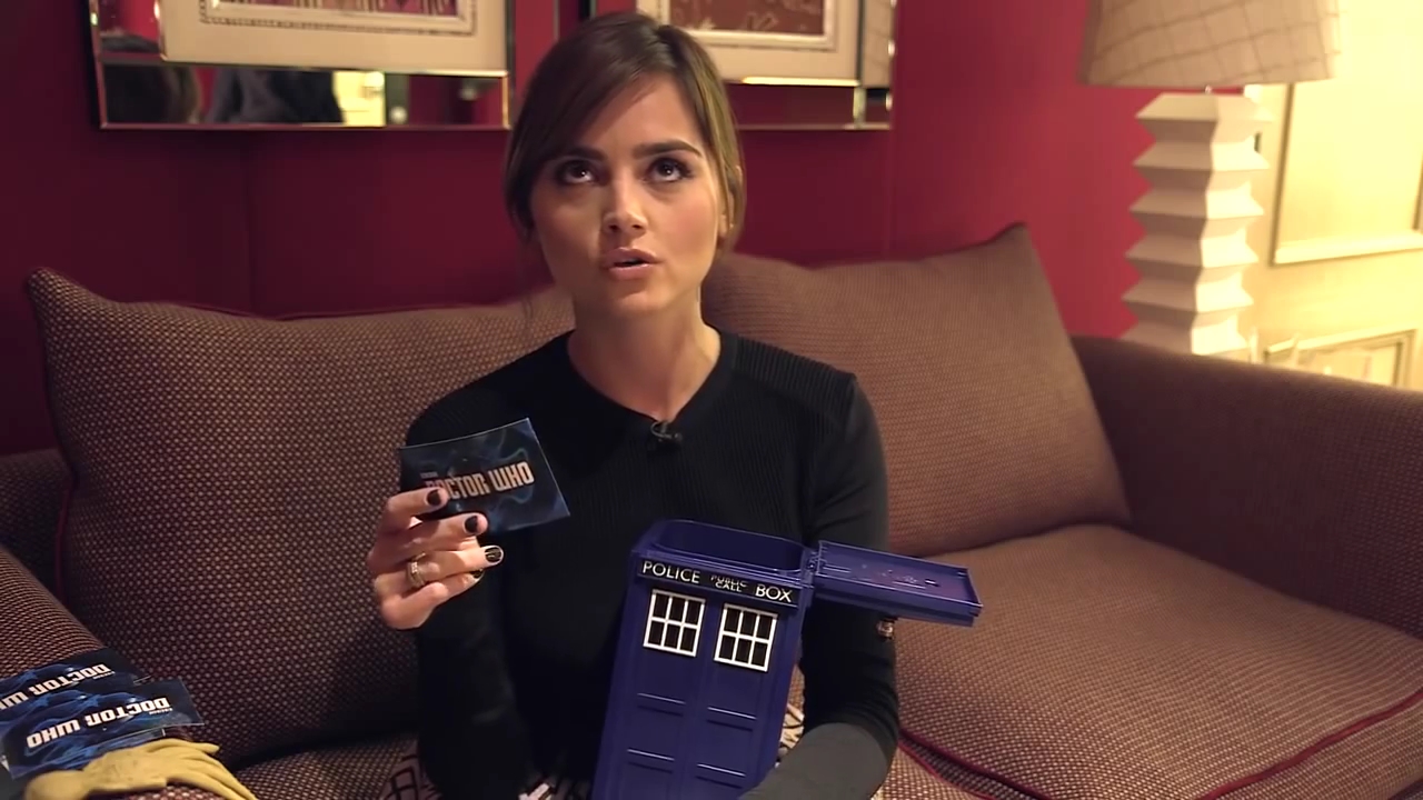 Jenna_Coleman_Questions_from_the_TARDIS_Tin_28129_mp40133.jpg