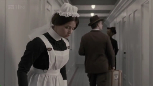 Jenna-Louise_Coleman_in_Titanic_28ITV29_-_Episode_One_and_Two_mp40104.jpg