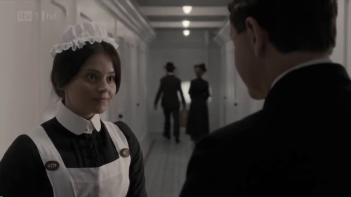 Jenna-Louise_Coleman_in_Titanic_28ITV29_-_Episode_One_and_Two_mp40109.jpg