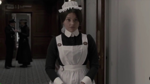 Jenna-Louise_Coleman_in_Titanic_28ITV29_-_Episode_One_and_Two_mp40138.jpg