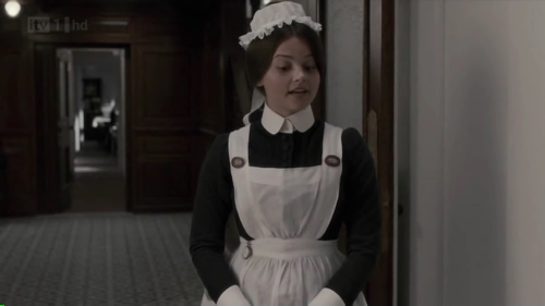 Jenna-Louise_Coleman_in_Titanic_28ITV29_-_Episode_One_and_Two_mp40146.jpg