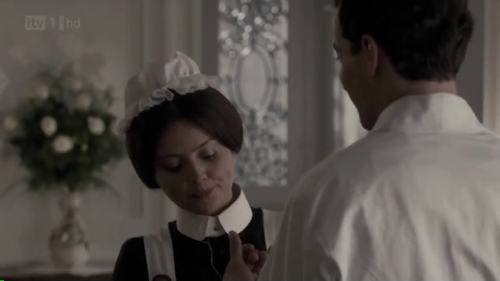 Jenna-Louise_Coleman_in_Titanic_28ITV29_-_Episode_One_and_Two_mp40193.jpg