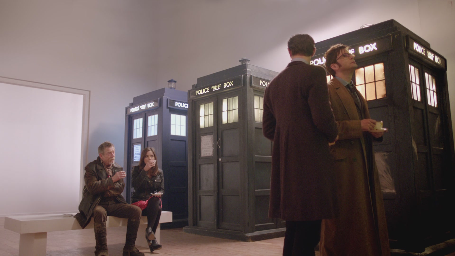 DayOfTheDoctor-Caps-1234.jpg