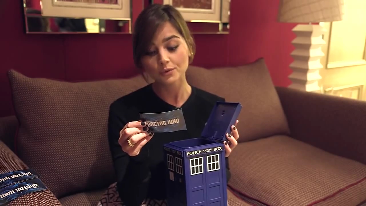 Jenna_Coleman_Questions_from_the_TARDIS_Tin_28129_mp40070.jpg
