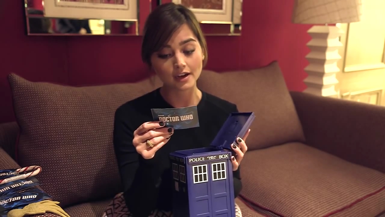 Jenna_Coleman_Questions_from_the_TARDIS_Tin_28129_mp40086.jpg